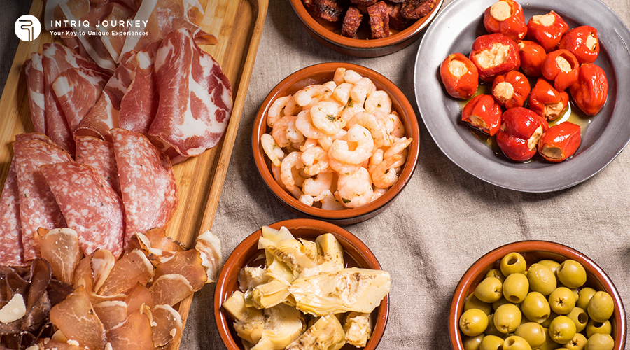 Enjoy tapas in Madrid